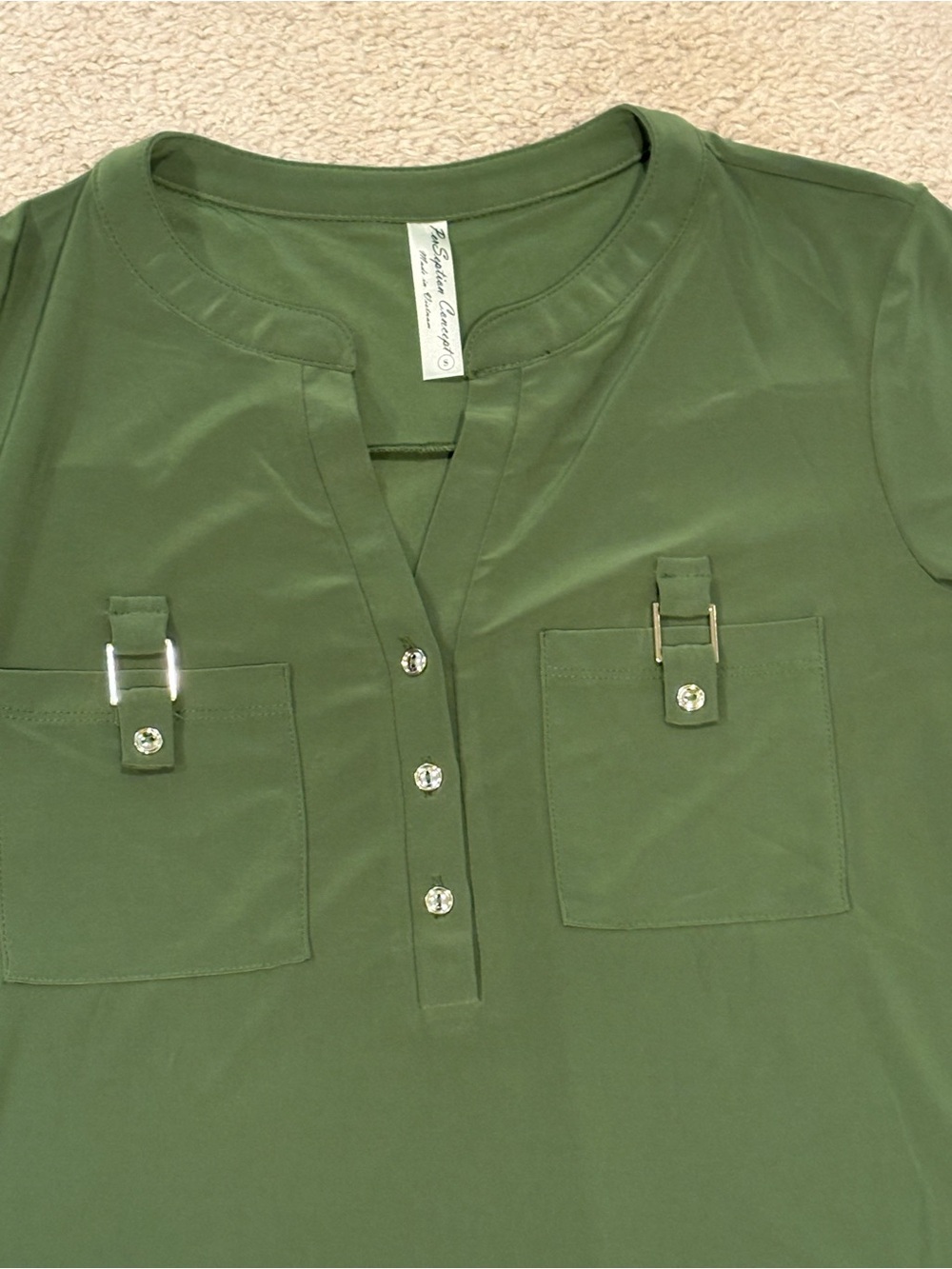 PerSeption Concept Olive Green Short-Sleeve Split-Neck Utility Blouse